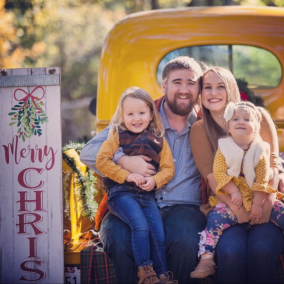 Follow us to get the latest news about sales, deals & see listings coming soon!! - Picture 8 of 8